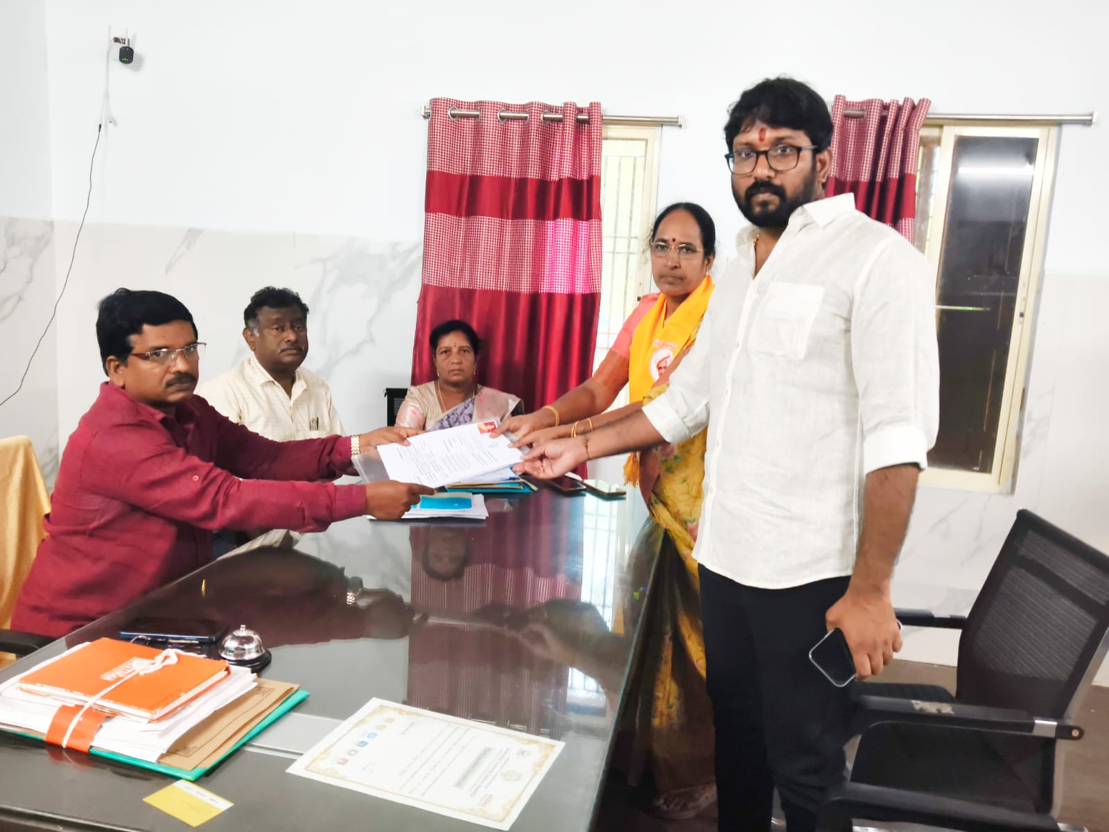దగదర్తి ఎంపీపీ అభ్యర్థిగా మాలేపాటి భవాని నామినేషన్ దాఖలు.